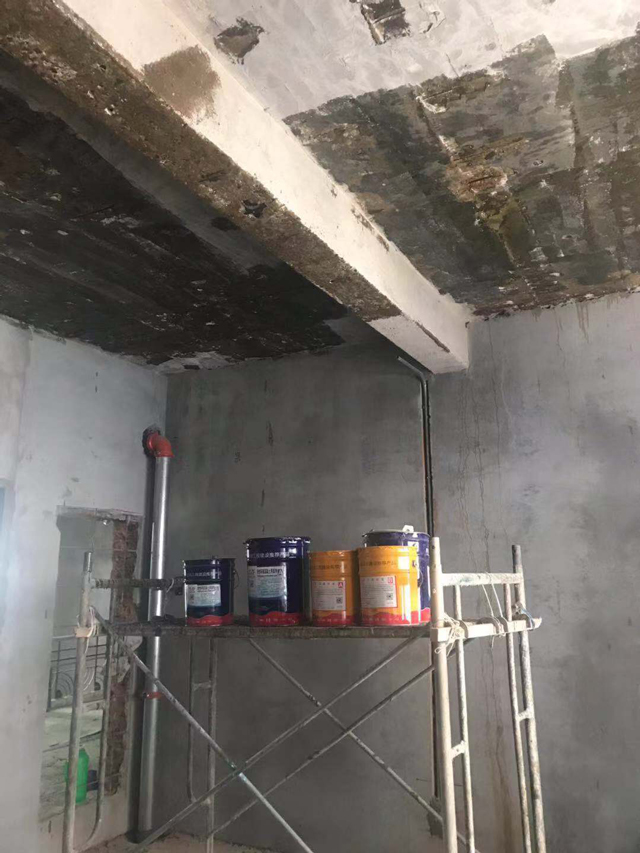 瓷砖胶和玻璃胶的区别，粘瓷砖还得w66利来瓷砖胶