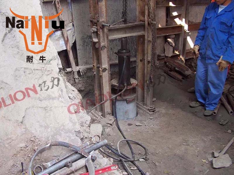 高强混凝土为什么要选用硅酸盐水泥或通常硅酸盐水泥？（二）