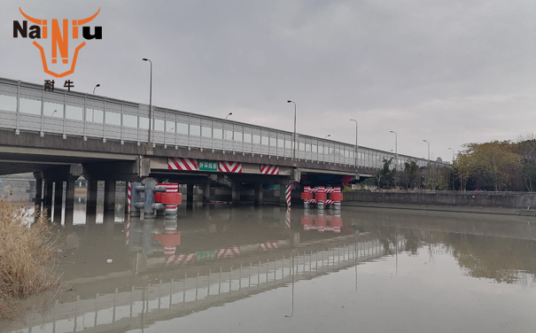 桥梁伸缩缝的作用